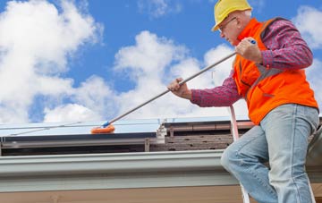 Bun Abhainn Eadarra soft wash roof cleaning