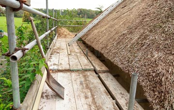 advantages of Bun Abhainn Eadarra thatch roofing